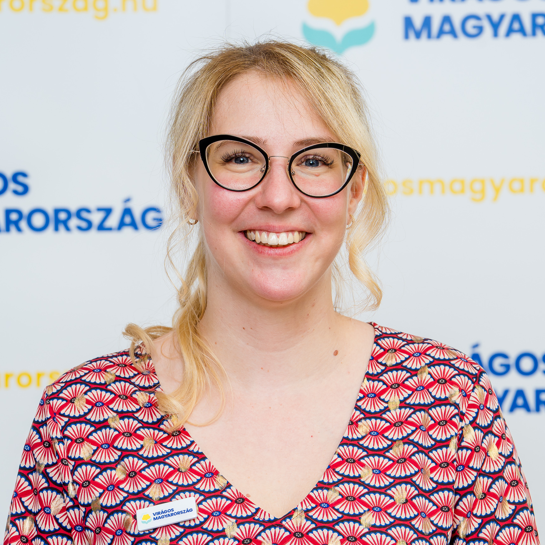 Szervező Bizottság titkára