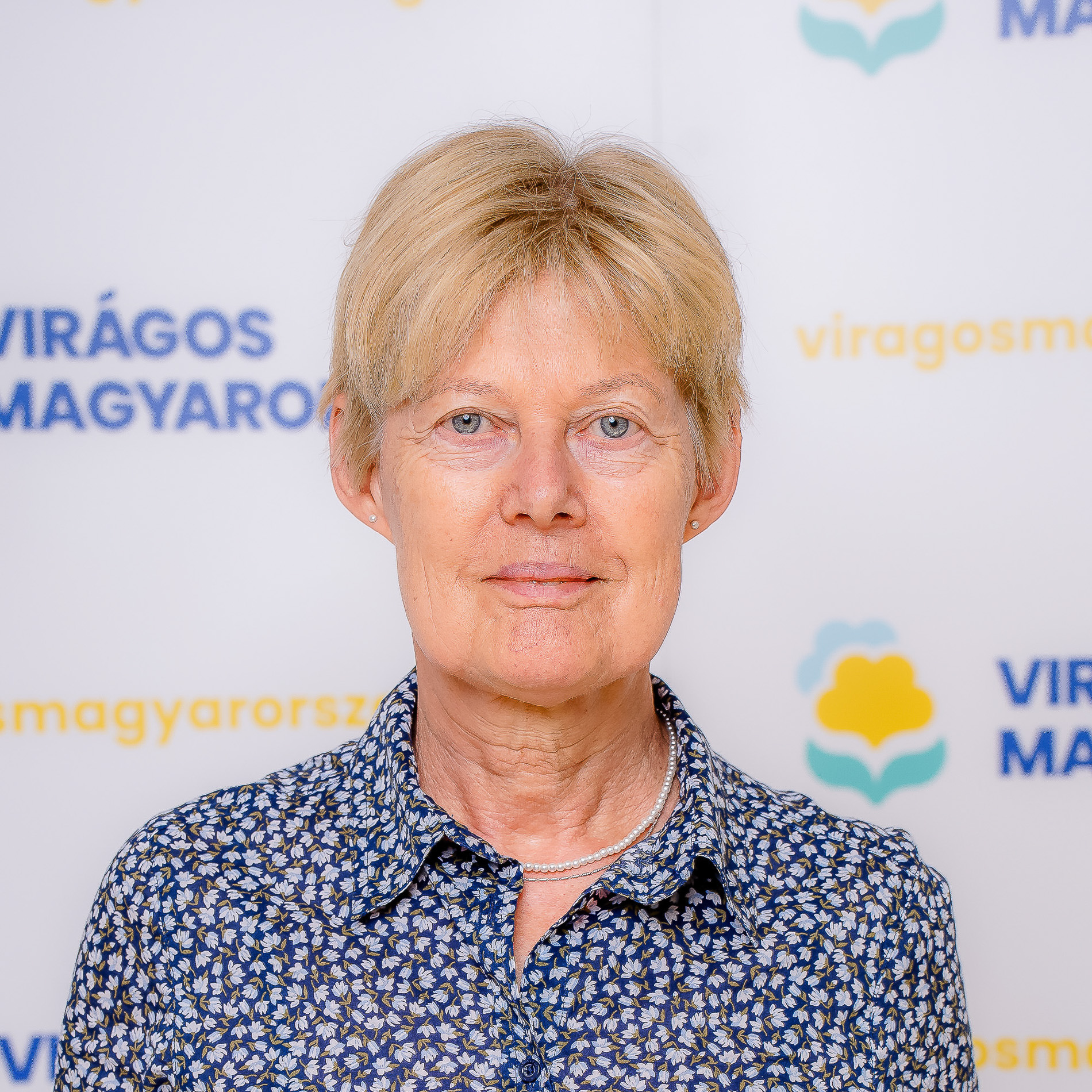 Újságíró